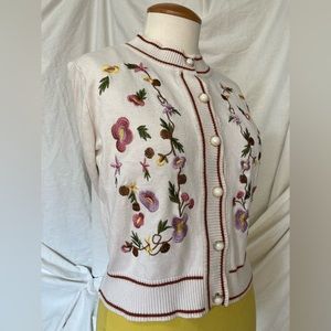 Embroidered cardigan with embellished buttons, XS.